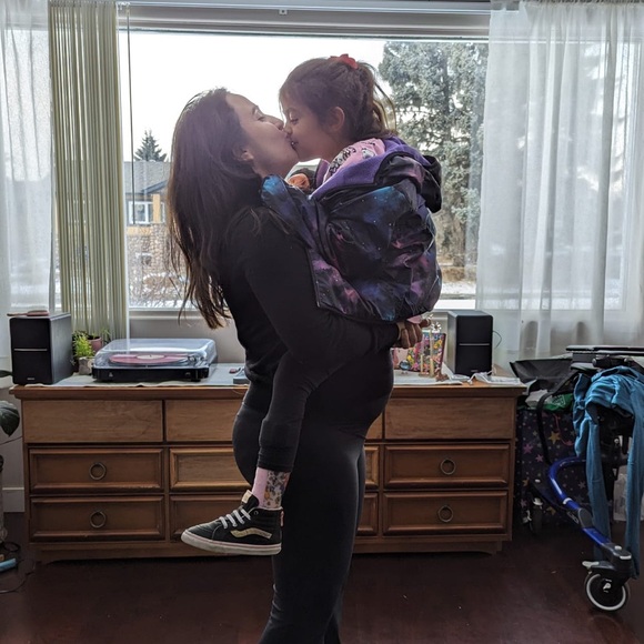 Meet your Posher, Helen - Picture 6 of 6